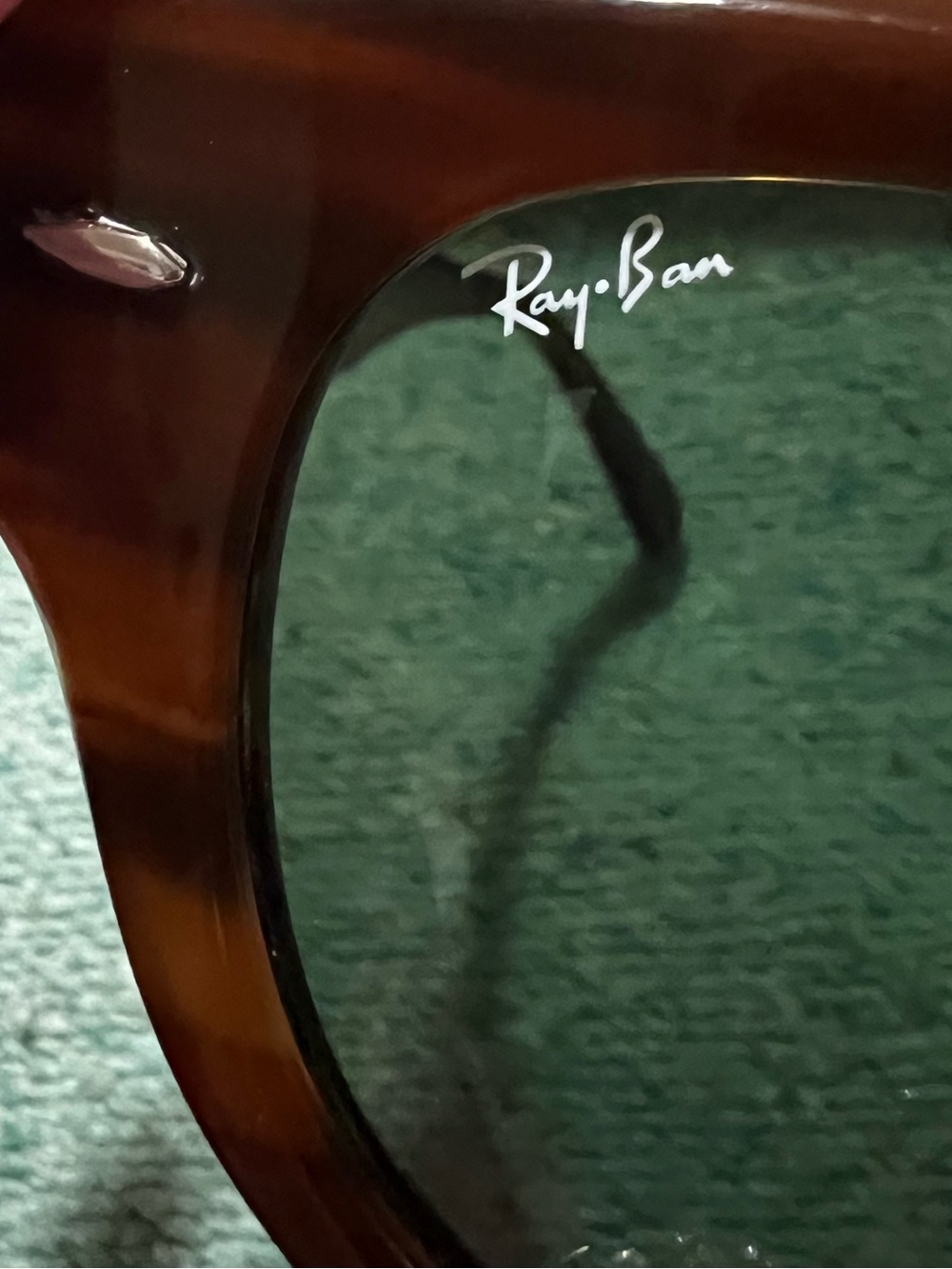 Ray-Ban RB2192 Roundabout Sunglasses 954/31 Striped Havana Green Lens 47mm - Picture 10 of 11